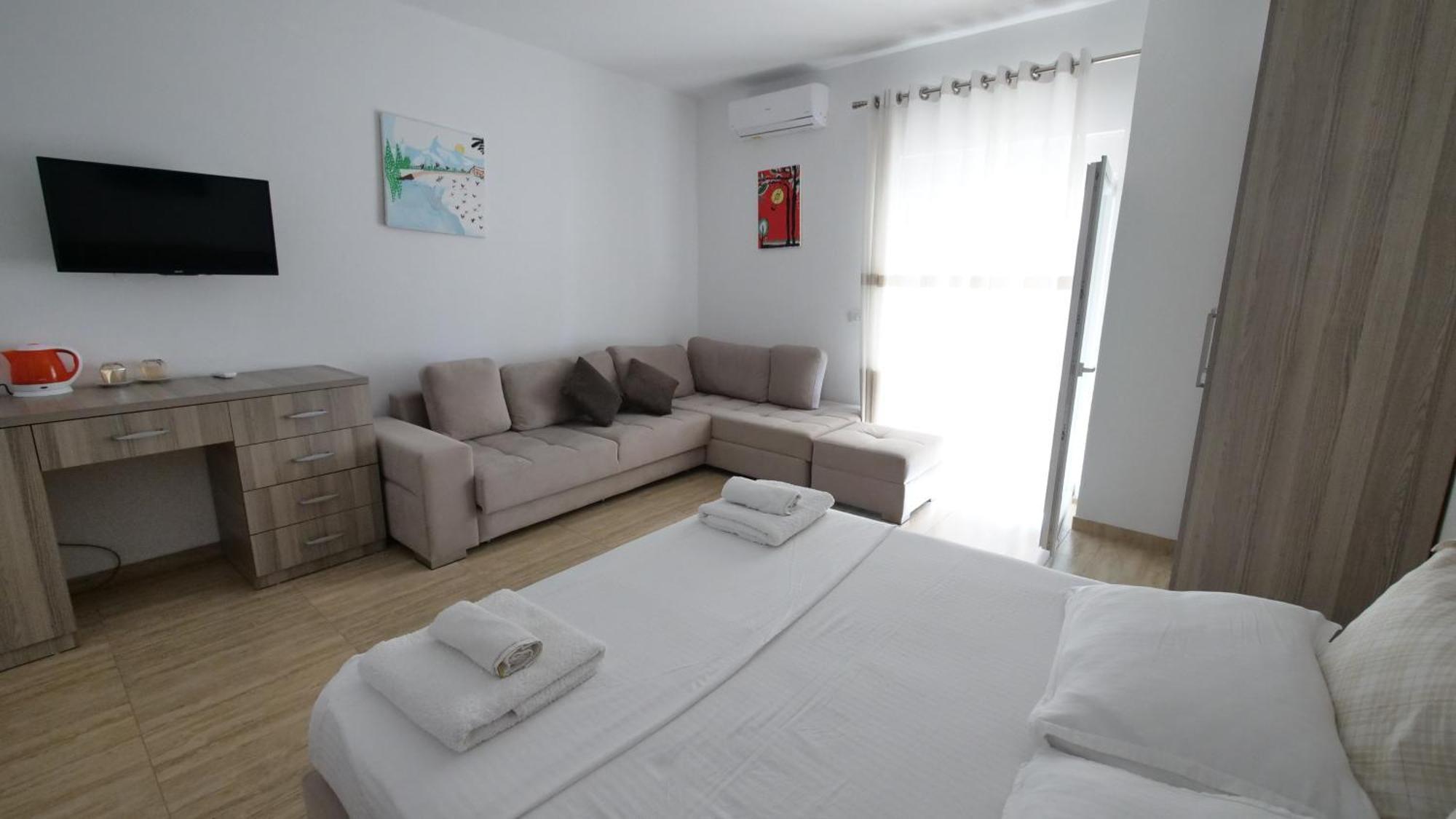 Vila Duro Hotel Golem  Exterior photo