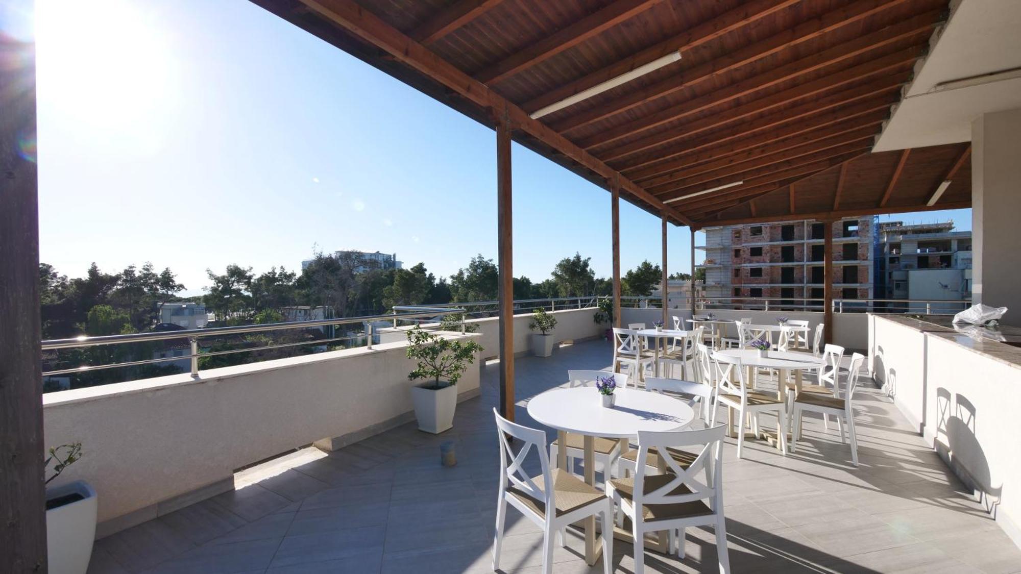 Vila Duro Hotel Golem  Exterior photo